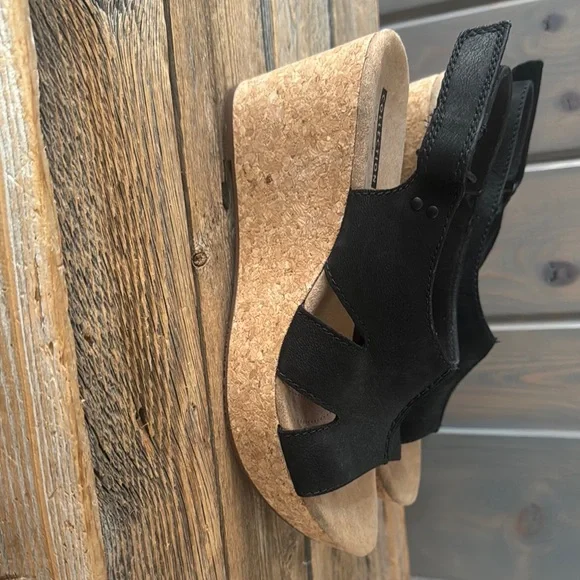 Clarks Black Wedge Sandals with Cork Platform - Picture 2 of 5